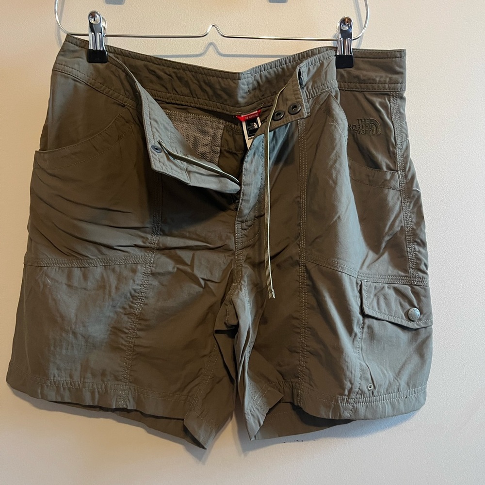 North Face Cargo Shorts 12 Long